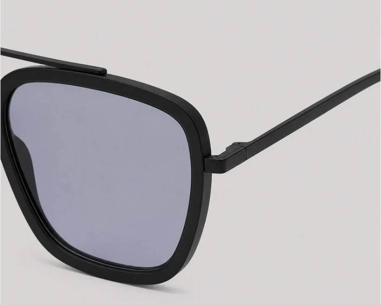 CAPRI PRETO / ÁGUA